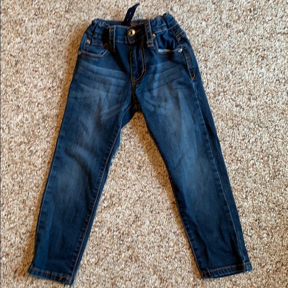 Skinny jeans